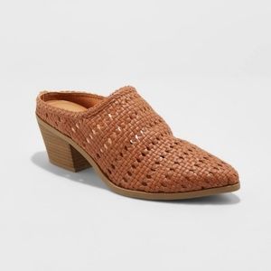 Universal Thread  Woven  Mules
